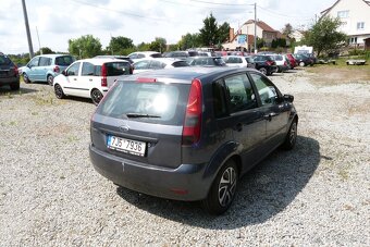 Ford Fiesta 1.3i - 4