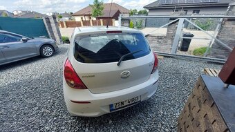 Hyundai I20 1.4i automat, rok 2013 - 4