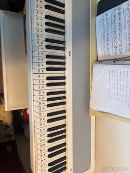 KORG B2SP WH – digitální piano, 3 pedály – super stav - 4