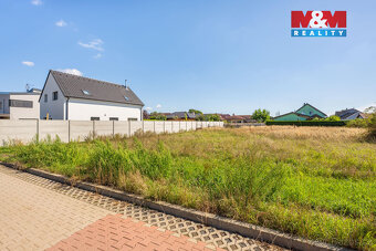 Prodej pozemku k bydlení, 739 m², Libiš, ul. Na Pěšinách - 4