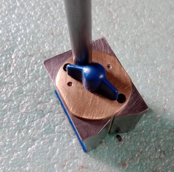 Magnetický stojánek pro číselníkový úchylkoměr - 4