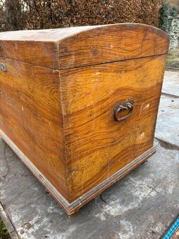 Velka dřevěná truhla - 4