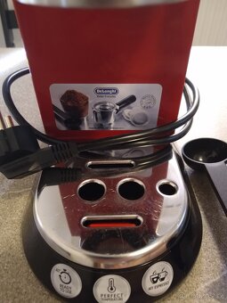 Kávovar DeLonghi EC680 - 4