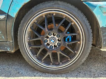 Krásná kola R18 s chromovým límcem BMW E46 E90 E87 atd. - 4