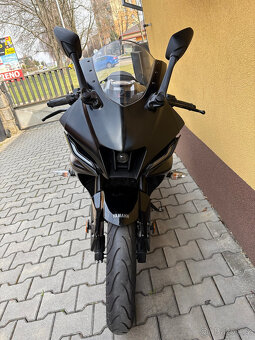 Yamaha YZF-R 125 - 4