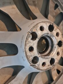 Alu disky R18 CASCADE se zim. pneu na Volkswagen Touareg III - 4