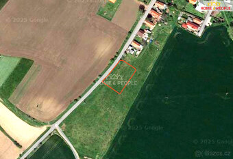Prodej stavebního pozemku 970 m² v obci Břežany I, okres Kol - 4
