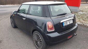 Mini cooper R56 1.6 16v 88kw super stav - 4