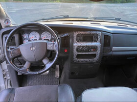 Prodám Dodge Ram SRT 10 Viper - 4