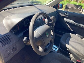 Prodám auto s úpravou pro invalidy - 4