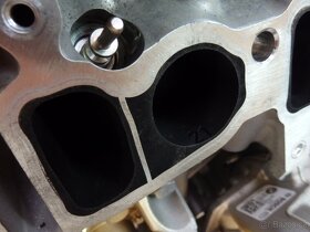 BMW, MINI B37C15A - 4