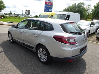 Renault Mégane 1,9 DCi - 4