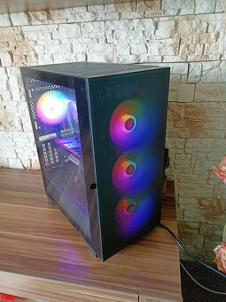 🚀 HERNÍ PC RYZEN 5 5600, 32GB RAM, RX 5700XT NITRO+, SSD 🚀 - 4