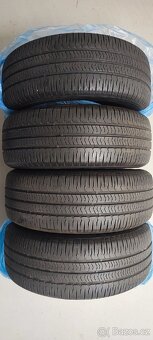 235/55/18 Nexen Roadian CTX, DOT 1522, 7.8mam-6.3mm. - 4
