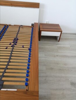 Postel, stolky rošty + v případně matrace zdarma - 4