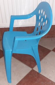 Dětská plastová židle - 4