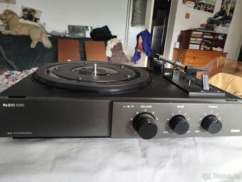Stereofonní gramofon Tesla NZC 030, funkční - 4