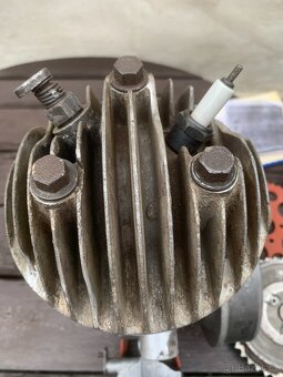 Motor Jawa Special 250 - 4