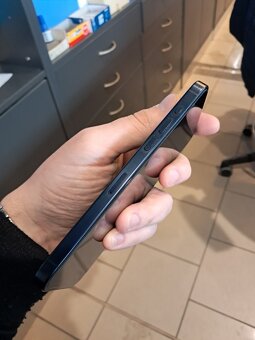 Iphone 15 pro max 256gb - Baterie 99% - 4