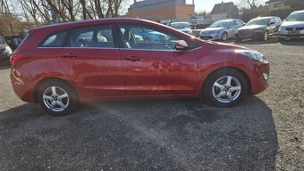 HYUNDAI i30 1.6GDI STYLE 99KW - 4