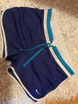 Kraťasy Nike vel. XS - 4