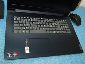 Lenovo IdeaPad 3 17.3“ FULL IPS Ryzen 5 5500 16GB 512GB Vega - 4