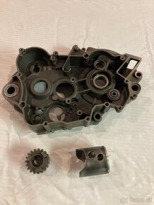 KTM SX 125 ,píst,karter,ozubené kolečko - 4