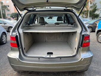 Mercedes-Benz B - 4