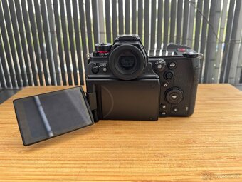 Panasonic Lumix S1H – fullframe video bezzrcadlovka – TOP st - 4