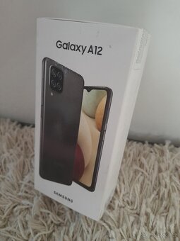 Samsung Galaxy - 4