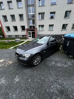 BMW e91 318d - 4