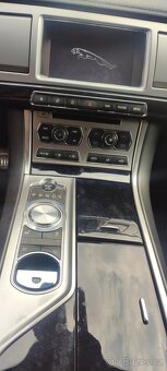Jaguar xf facelift 2012 3.0 202 kw - 4
