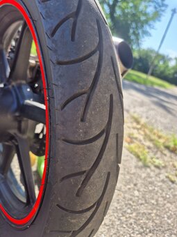 Honda CBR 125R - 4