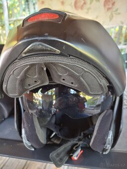 Helma na moto - 4