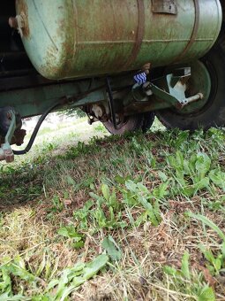 Prodám torzo sběracího vozu - 4