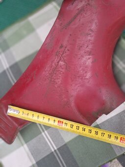 Podsedlový plech - 4