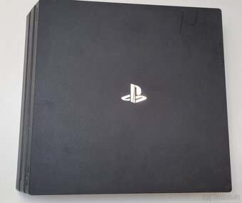 Playstation 4 Pro 1TB - 4