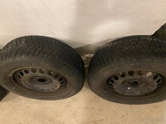 2 sady kol. 195/65 (R15) - 4