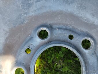 205/60r16 - 4