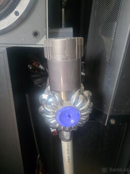 DYSON V6 SLIM PRO - 4