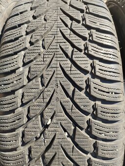 Nokian 225/55R18 DOT3319 - 4