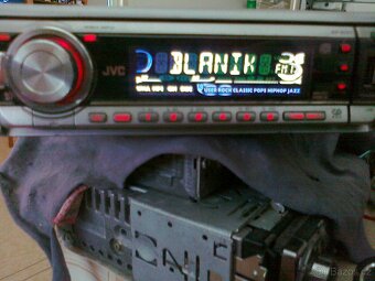 Prodám autorádio JVC - 4