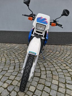 Suzuki Dr 650 r - 4