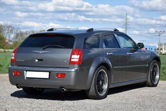 Chrysler 300C 5.7 V8 HEMI TOURING,KŮŽE,XEN,ALU20,KLIMA,TEMP - 4