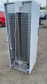 Gastro profi lednice NordLine SD 180 ( 280, užitný 230 l ob - 4