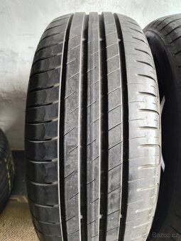 LETNÍ PNEU GOODYEAR 215/65/16-4KS - 4