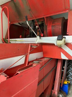 Kombajn Massey Ferguson 186 - 4