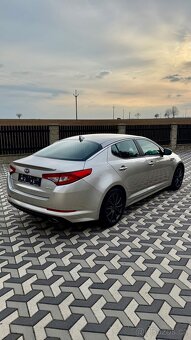 KIA OPTIMA 2.0i 110Kw FULL HYBRID - 4