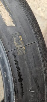 Semislick PIRELLI 225/625(45) - 17 - 4