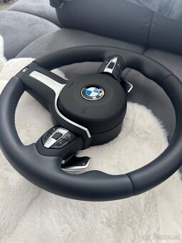 Predám BMW volant Mpacket F10/F01 s pádlami - 4
